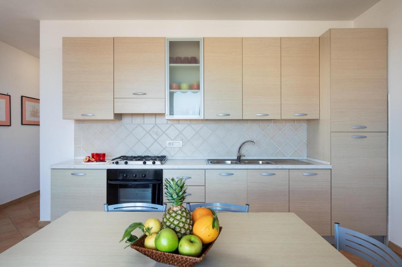 Homey Experience - Central Stay La Maddalena  Exterior foto