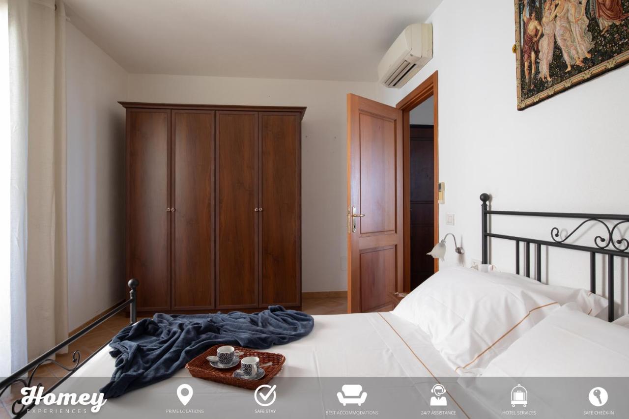 Homey Experience - Central Stay La Maddalena  Exterior foto